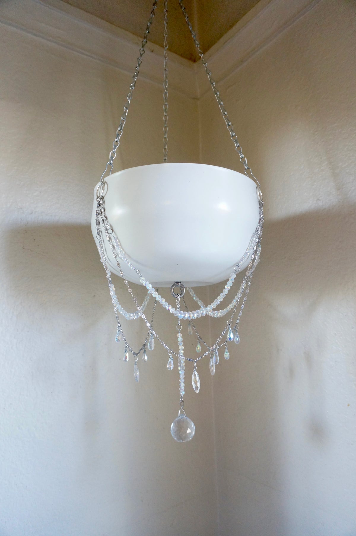 Aura Hanging Planter