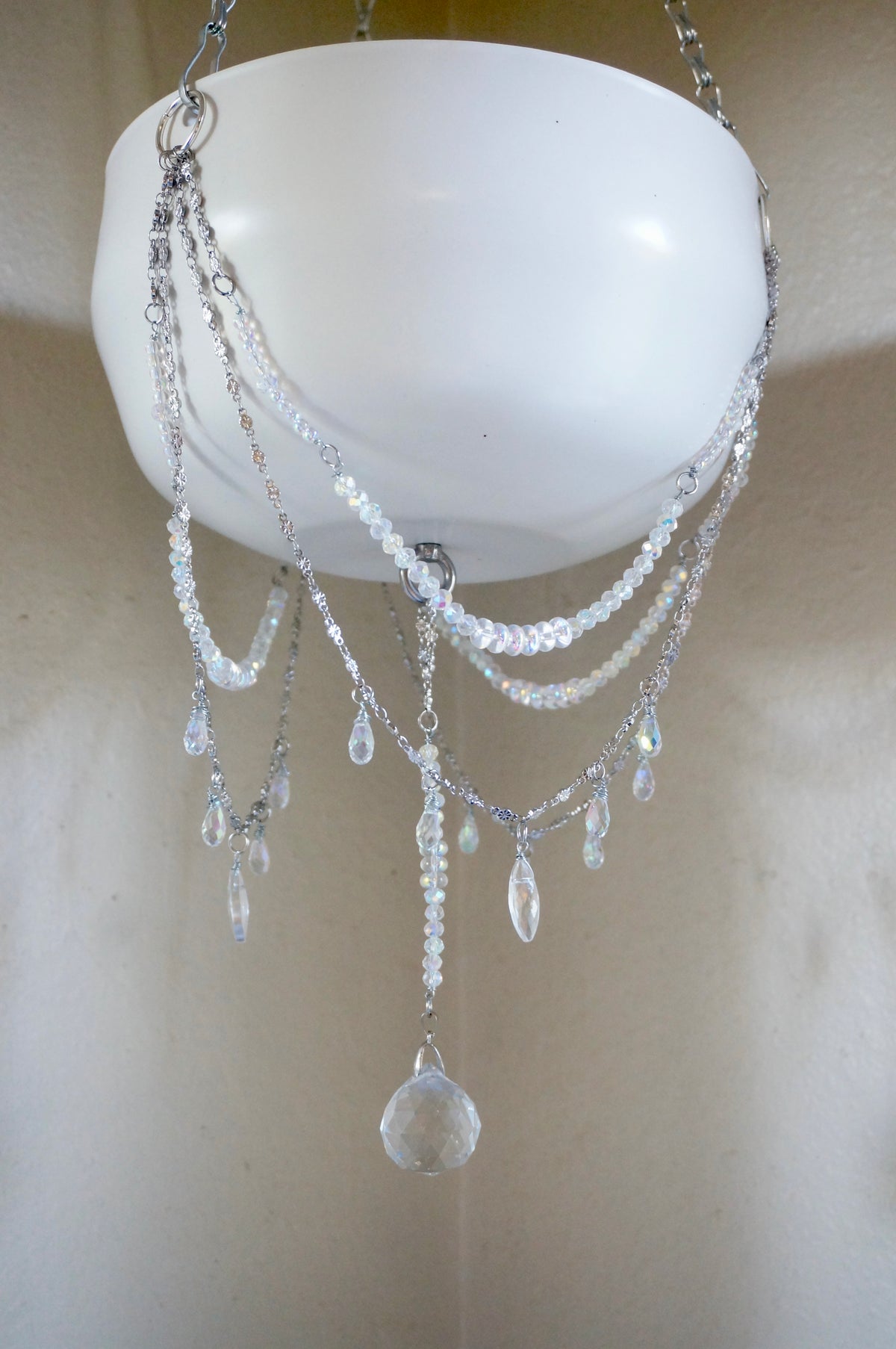 Aura Hanging Planter